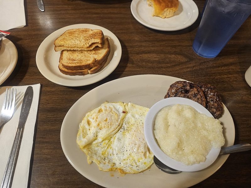 Town And Country Cafe food