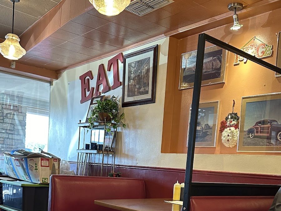Town And Country Cafe